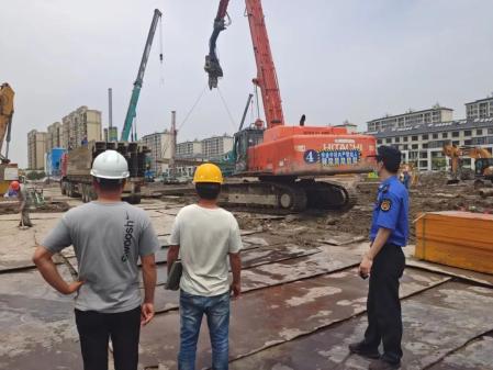 【專項執(zhí)法】聚焦三個環(huán)節(jié)，堅持建筑垃圾全鏈條查處